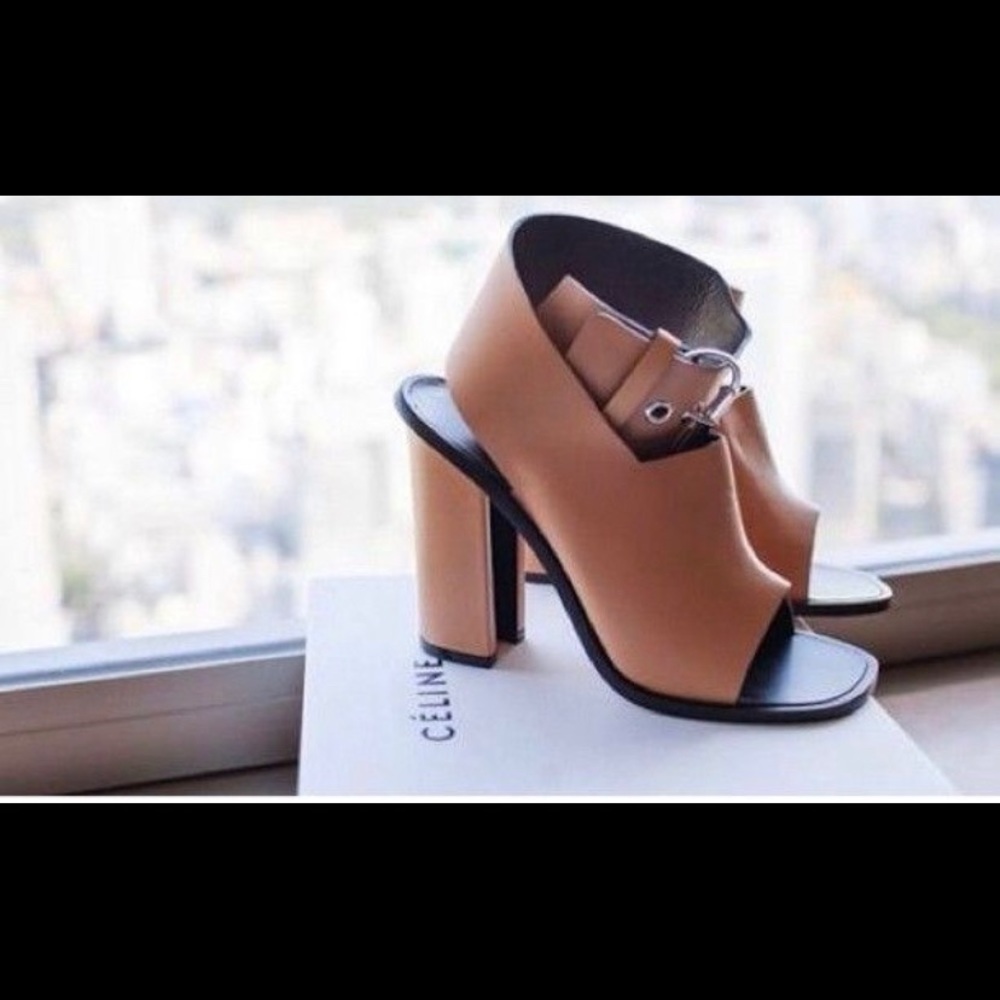 Celine nude buckle sandals size 35